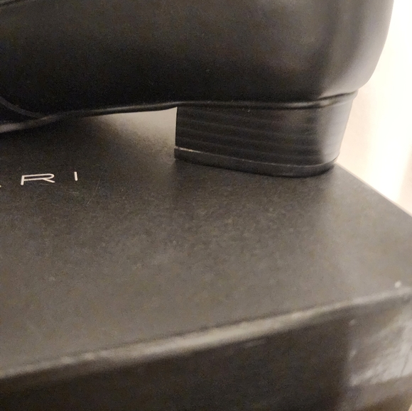 Black loafer - Picture 4 of 5